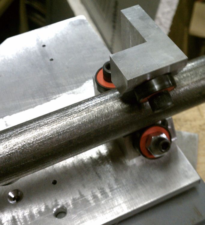 bearingblock1.jpg Photo by whateg01 Photobucket